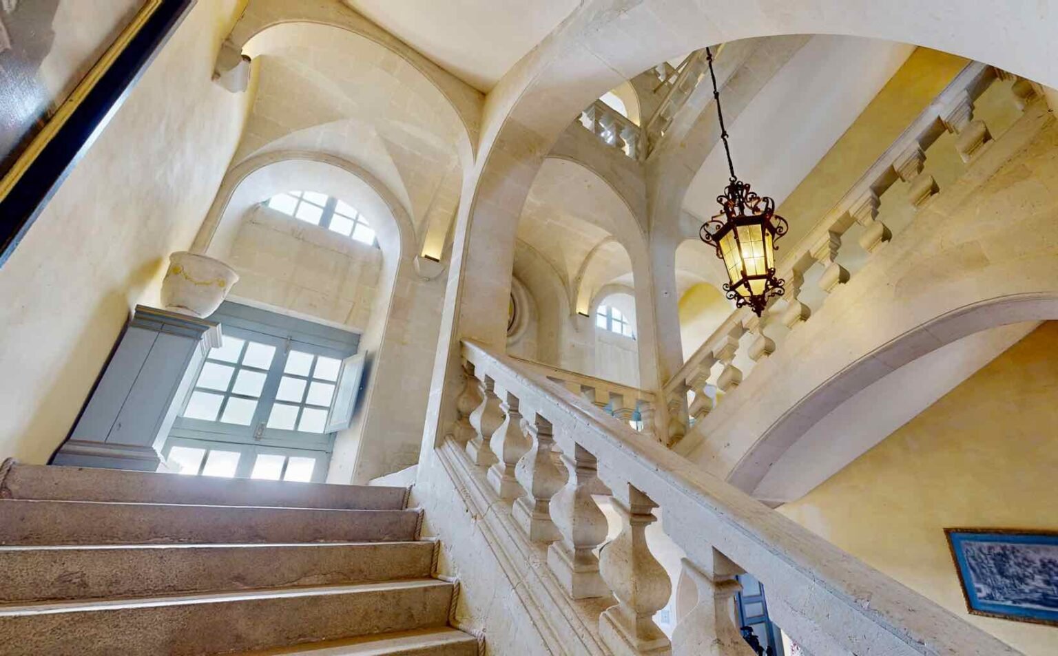 Escalier du Château du Boschet entre Rennes et Nantes